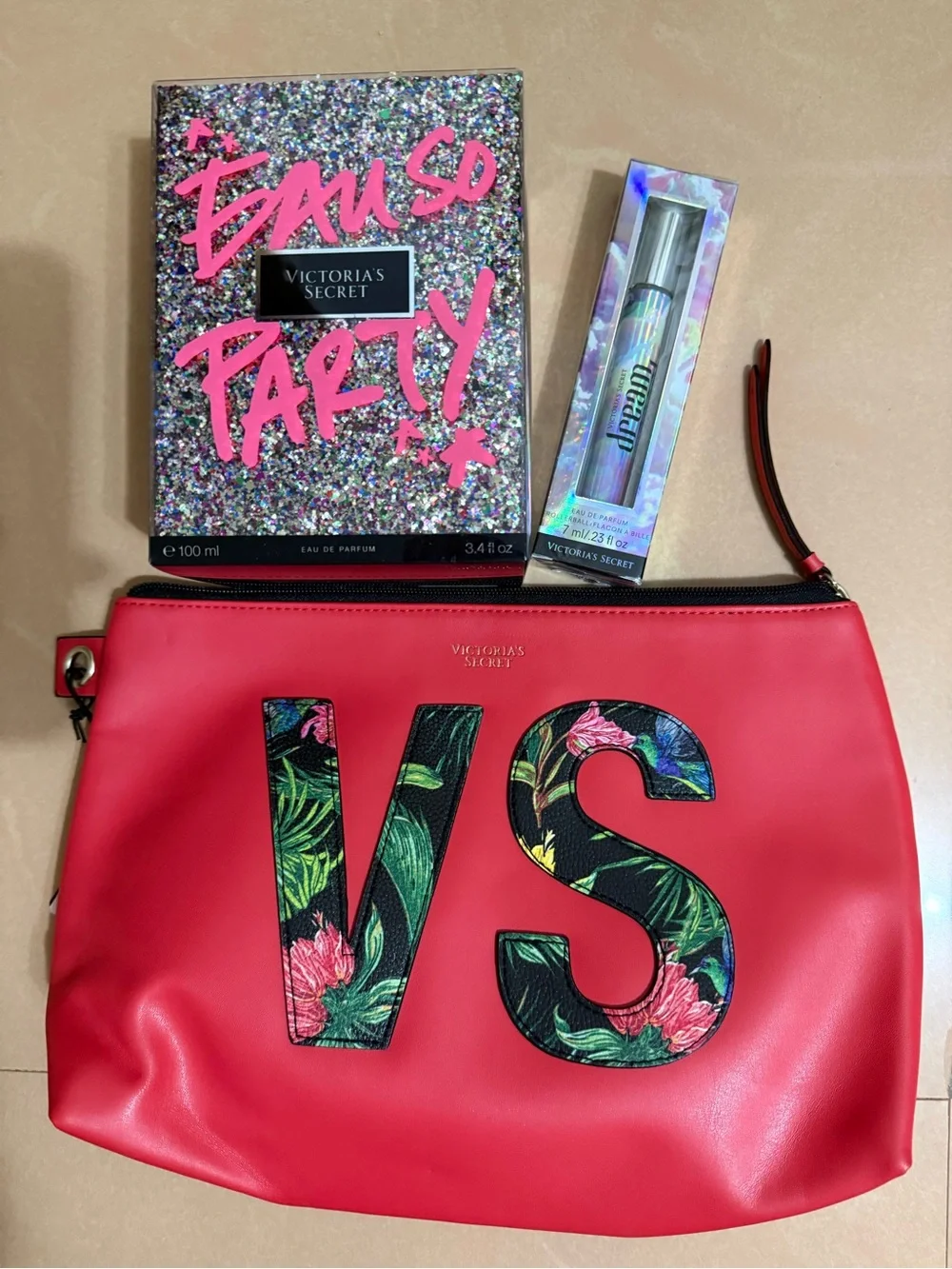 Victoria's Secret Eau So Party, Dream Angel Rollerball Beauty Bag Gift Set